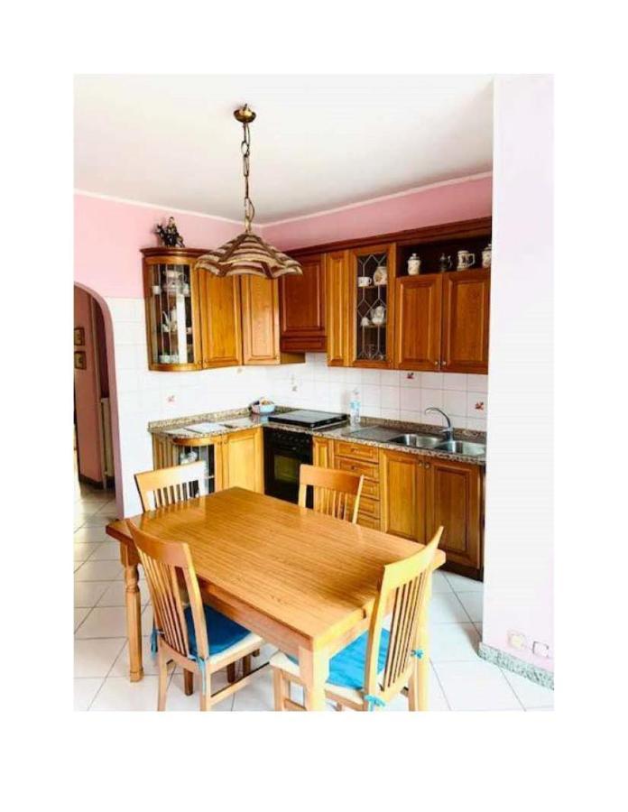 Double Room - Home Stay Milaan Buitenkant foto